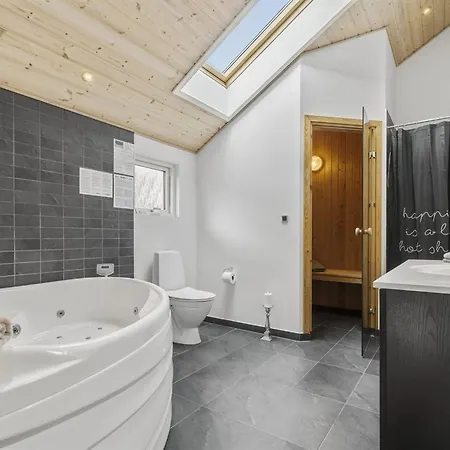Hansa - 900m From The Sea By Interhome Feriehus *